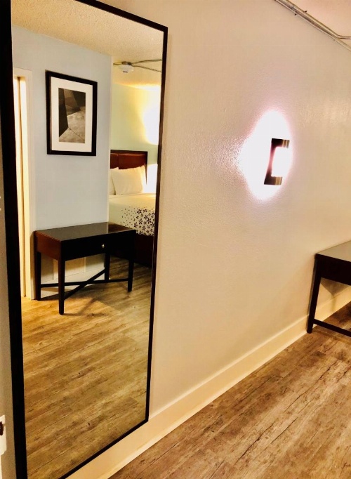 Montgomery Inn & Suites image 33